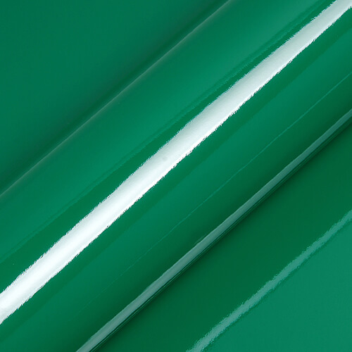 e3348b-emerald-green